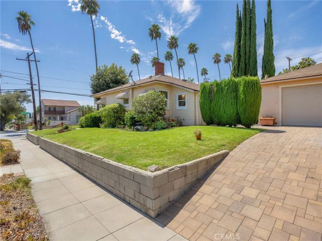 524 S Bel Aire Drive, Burbank, CA 91501