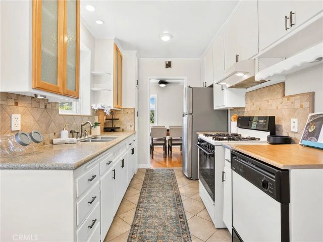 524 S Bel Aire Drive, Burbank, CA 91501
