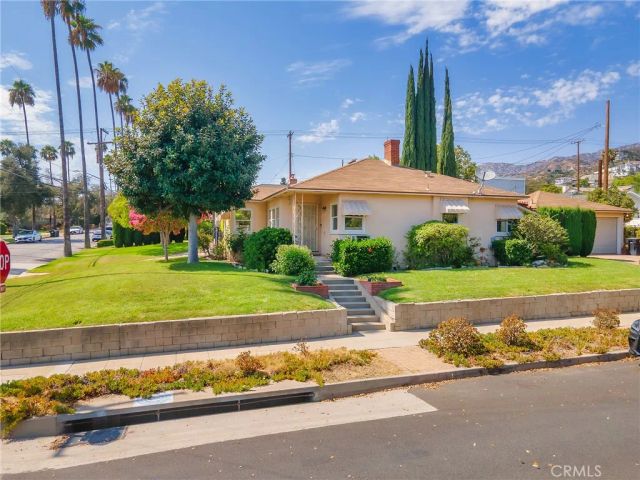 524 S Bel Aire Drive, Burbank, CA 91501
