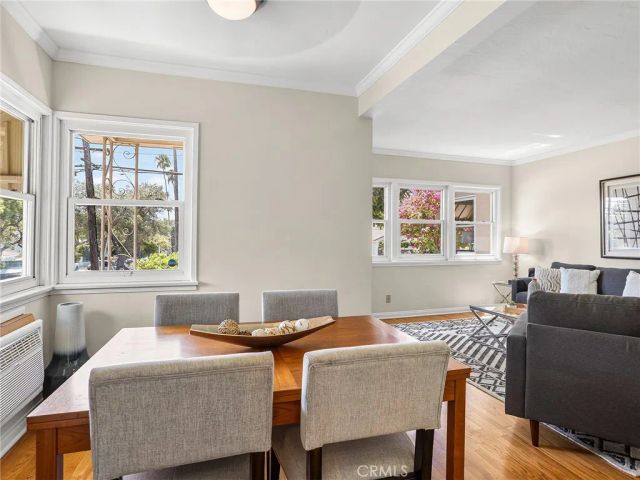 524 S Bel Aire Drive, Burbank, CA 91501
