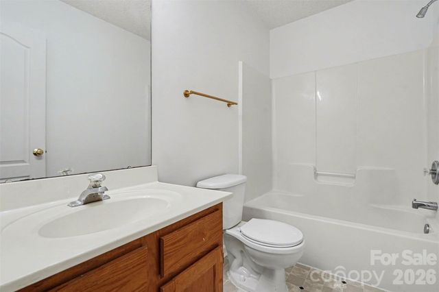 205 Amir Circle, Matthews, NC 28105