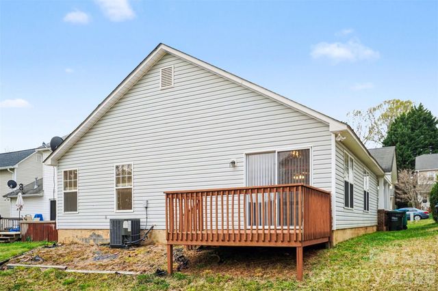 205 Amir Circle, Matthews, NC 28105