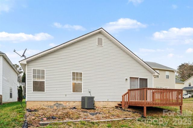 205 Amir Circle, Matthews, NC 28105