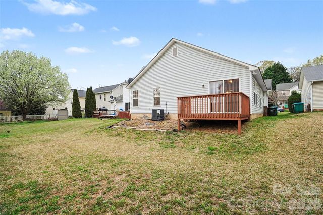 205 Amir Circle, Matthews, NC 28105