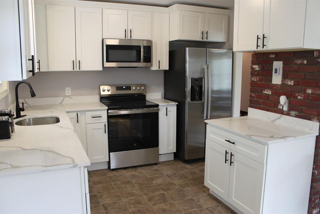 20 Water Street, Boscawen, NH 03303