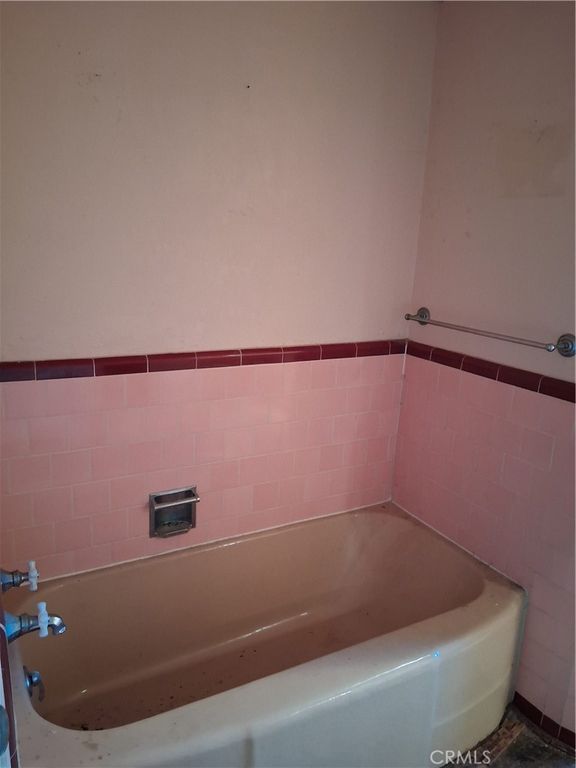 Image 11 of property listing at 221 W Paseo De Cristobal, San Clemente, CA 92672