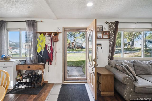 11725 Cornell Street, Taylor, MI 48180