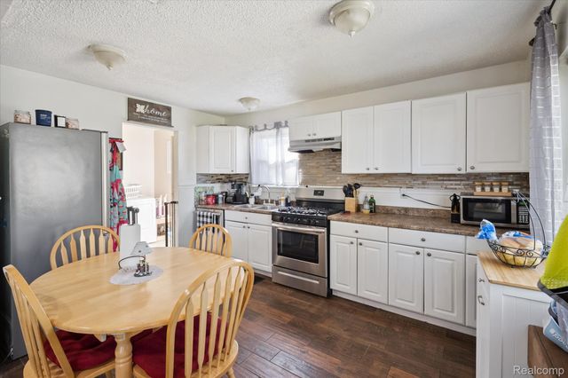 11725 Cornell Street, Taylor, MI 48180