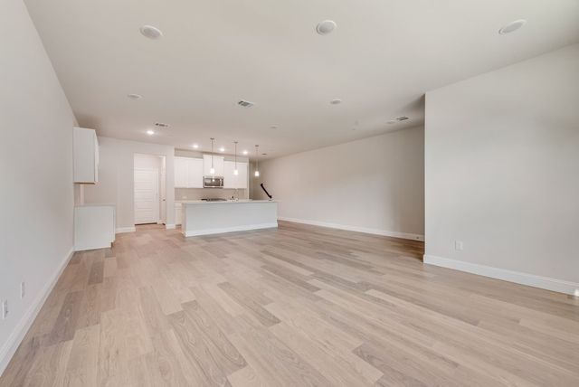 8326 Bayside Drive, Rowlett, TX 75088