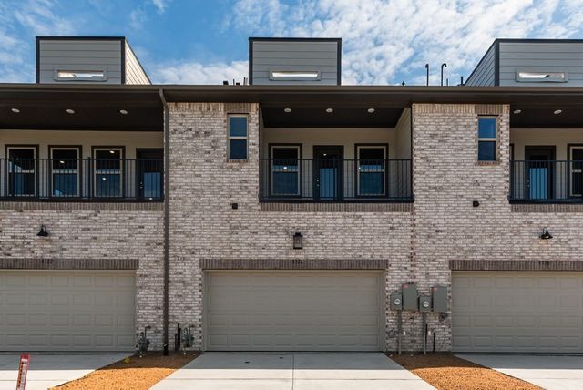 8326 Bayside Drive, Rowlett, TX 75088