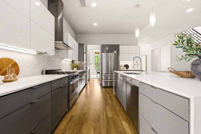 4823 Linnet Lane, Dallas, TX 75209