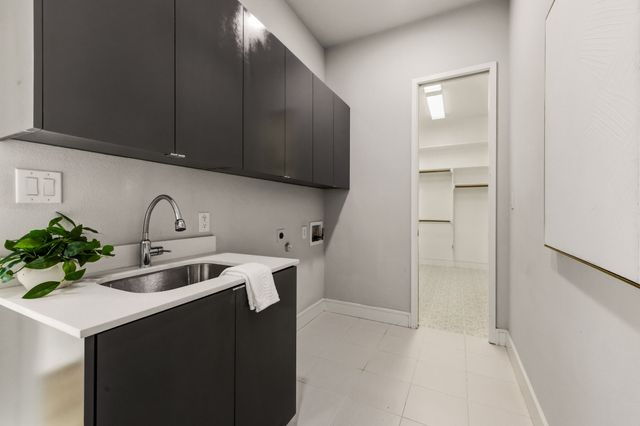 4823 Linnet Lane, Dallas, TX 75209