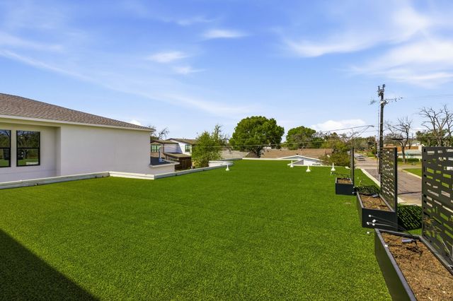 4823 Linnet Lane, Dallas, TX 75209