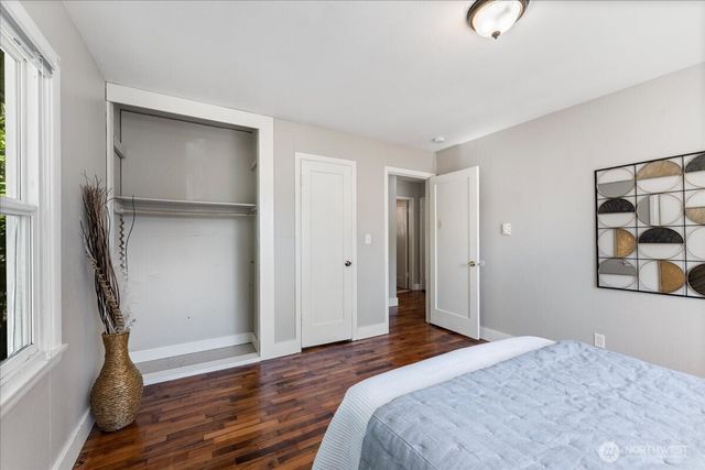 8618 Tacoma Avenue S, Tacoma, WA 98444