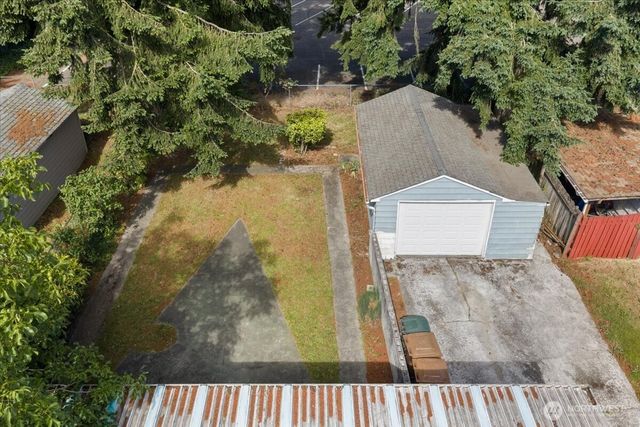 8618 Tacoma Avenue S, Tacoma, WA 98444
