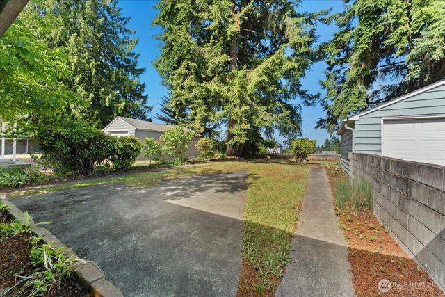 8618 Tacoma Avenue S, Tacoma, WA 98444