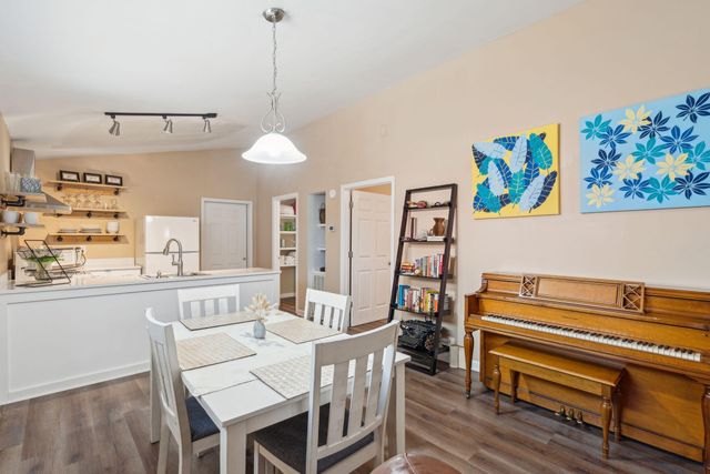 420 E Erie Avenue, Folly Beach, SC 29439