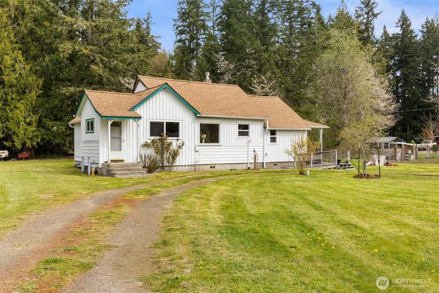 3550 NW Mountain View Road, Silverdale, WA 98383