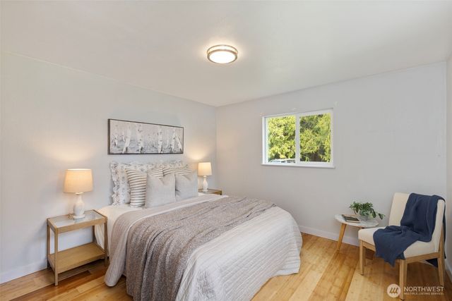 3550 NW Mountain View Road, Silverdale, WA 98383