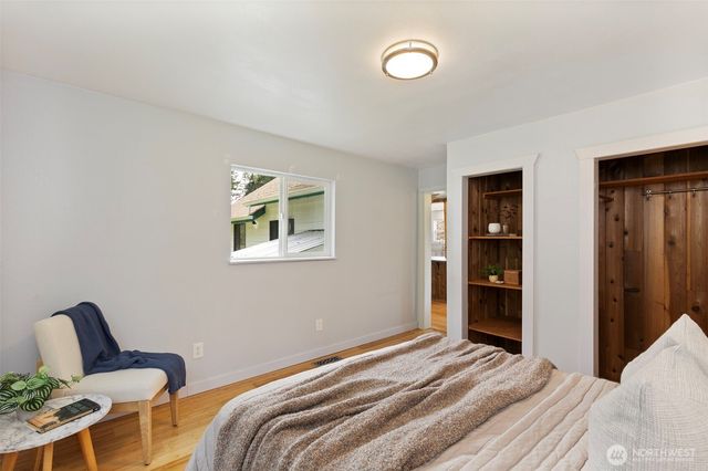 3550 NW Mountain View Road, Silverdale, WA 98383