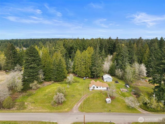 3550 NW Mountain View Road, Silverdale, WA 98383