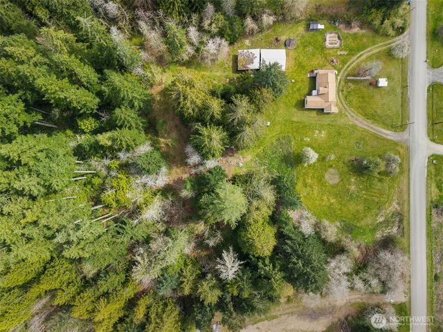 3550 NW Mountain View Road, Silverdale, WA 98383
