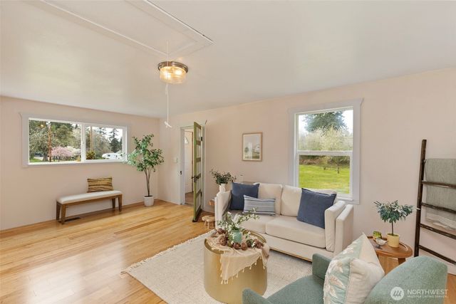3550 NW Mountain View Road, Silverdale, WA 98383