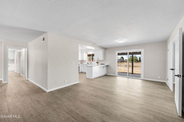 10157 E Ave R 8, Littlerock, CA 93543