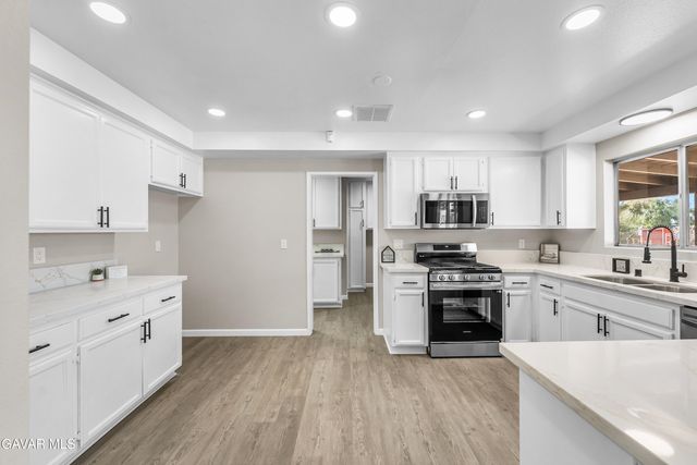 10157 E Ave R 8, Littlerock, CA 93543