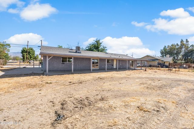 10157 E Ave R 8, Littlerock, CA 93543