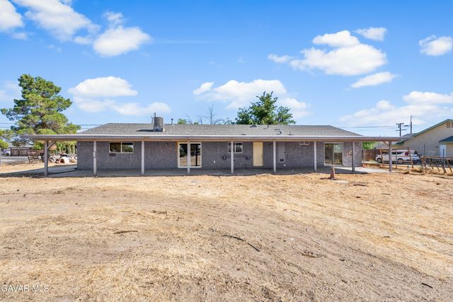 10157 E Ave R 8, Littlerock, CA 93543