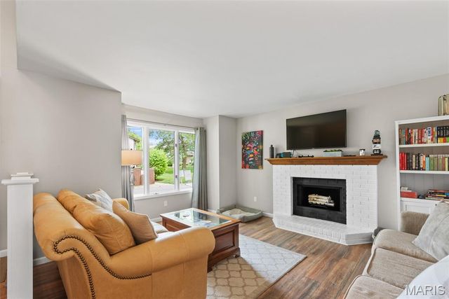 66 Spring Song Court F, St Peters, MO 63376