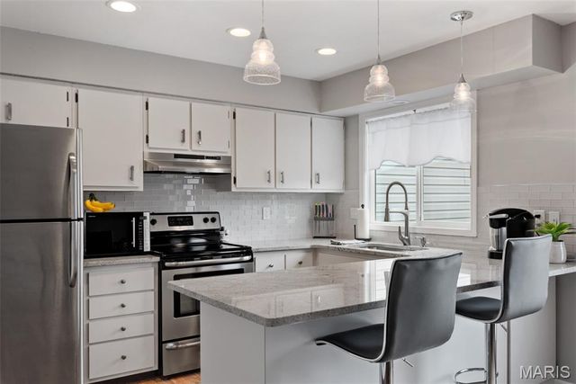 66 Spring Song Court F, St Peters, MO 63376