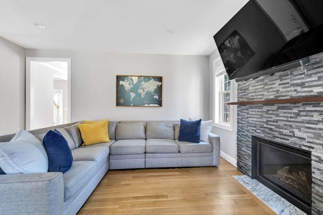 165 South Rd, Holden, MA 01520