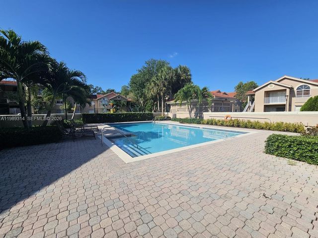 15771 SW 106th Ter 204, Miami, FL 33196