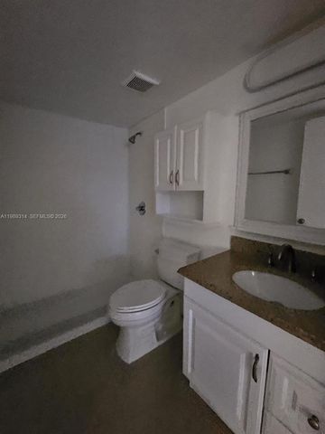 15771 SW 106th Ter 204, Miami, FL 33196