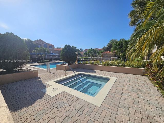 15771 SW 106th Ter 204, Miami, FL 33196