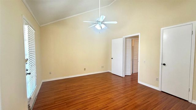 11710 Southlake Drive 16, Houston, TX 77077
