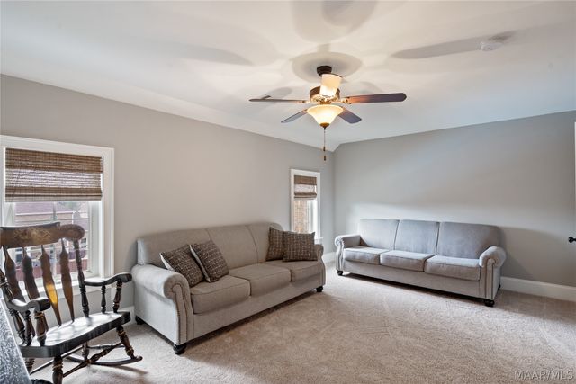 754 Glennbrooke Boulevard, Prattville, AL 36066