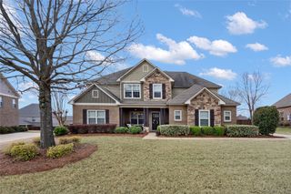754 Glennbrooke Boulevard, Prattville, AL 36066