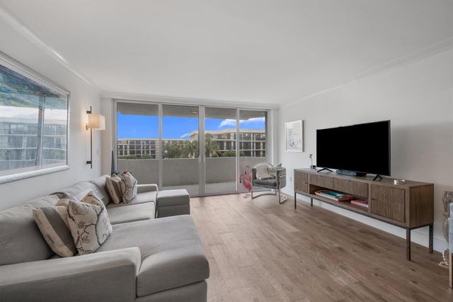 2773 S Ocean Boulevard 410, Palm Beach, FL 33480