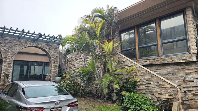 55-311 Kamehameha Highway A, Laie, HI 96762