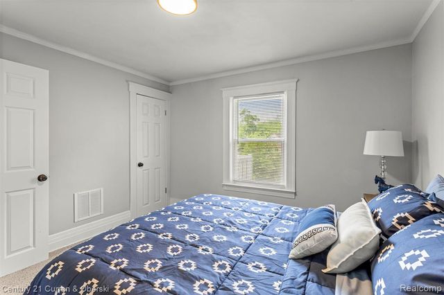 3917 Bewick Street, Detroit, MI 48214