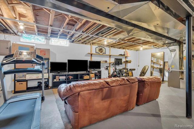 513 Concord Drive, Canton, MI 48188