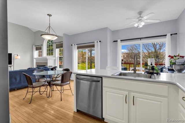513 Concord Drive, Canton, MI 48188