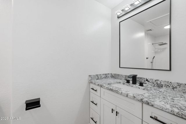 1340 E PRYOR Road, San Tan Valley, AZ 85140