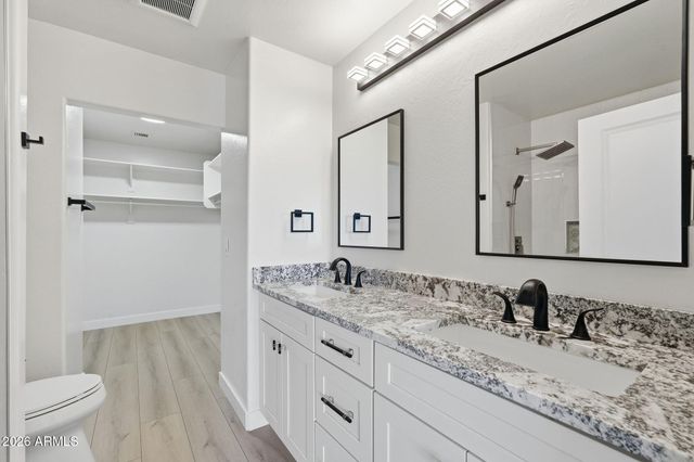 1340 E PRYOR Road, San Tan Valley, AZ 85140