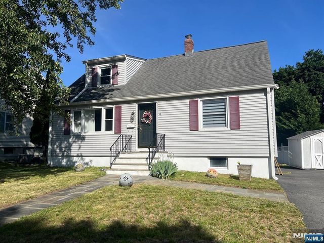 6 Cedar Street, Pompton Lakes, NJ 07442