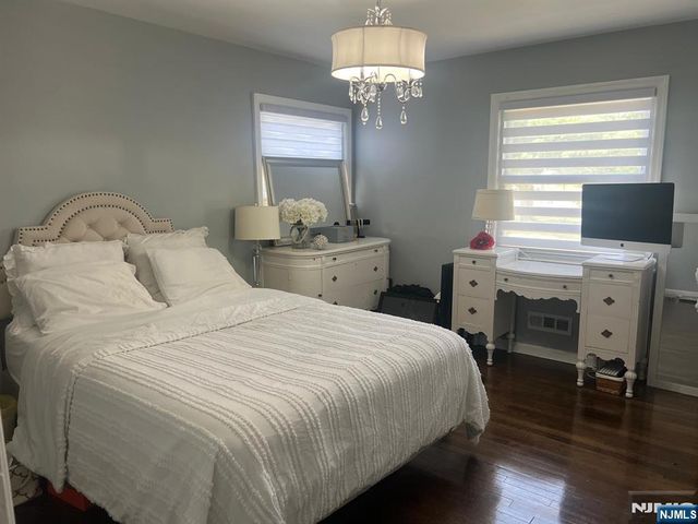 6 Cedar Street, Pompton Lakes, NJ 07442