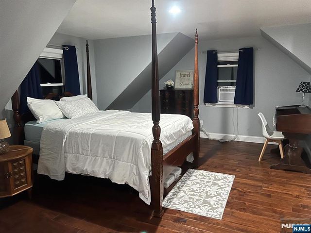 6 Cedar Street, Pompton Lakes, NJ 07442